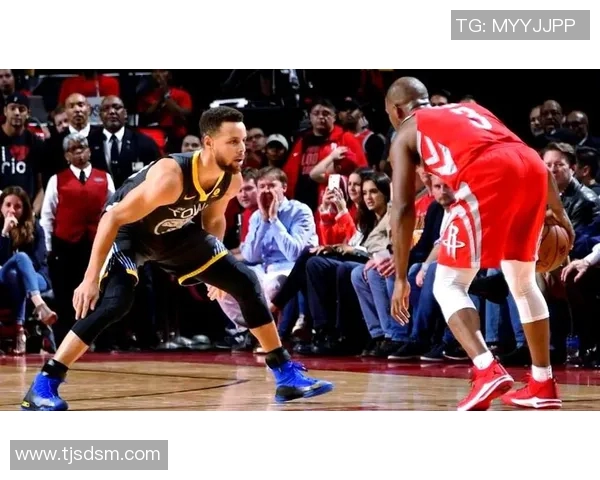 勇士与火箭激战正酣2月24日NBA精彩对决回顾与分析 勇士与火箭激战正酣2月24日NBA精彩对决回顾与分析