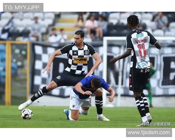 通德拉与里尔本的精彩对决揭示足球战术的博弈与激情 通德拉与里尔本的精彩对决揭示足球战术的博弈与激情